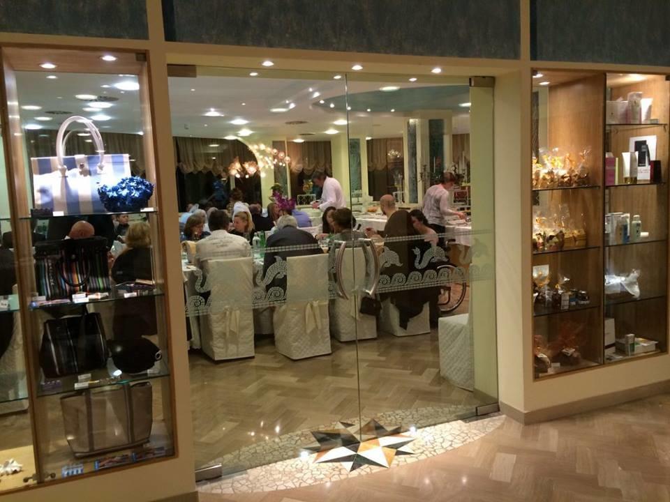 Hotel Lady Mary Milano Marittima Ngoại thất bức ảnh