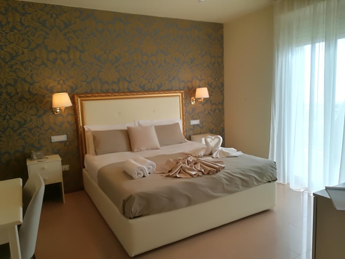 Hotel Lady Mary Milano Marittima Ngoại thất bức ảnh