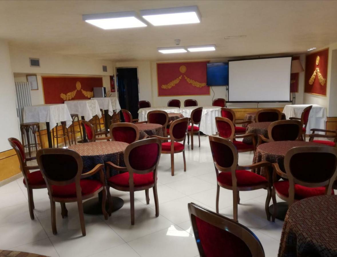 Hotel Lady Mary Milano Marittima Ngoại thất bức ảnh