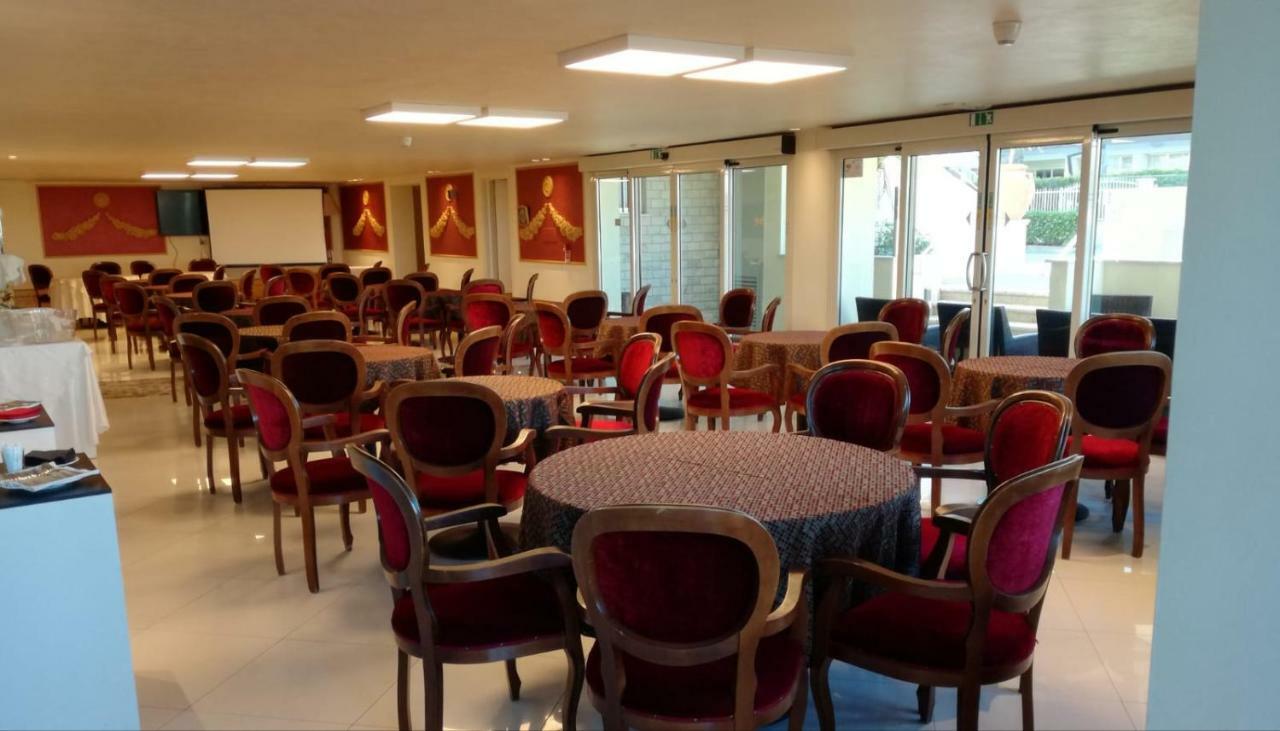 Hotel Lady Mary Milano Marittima Ngoại thất bức ảnh